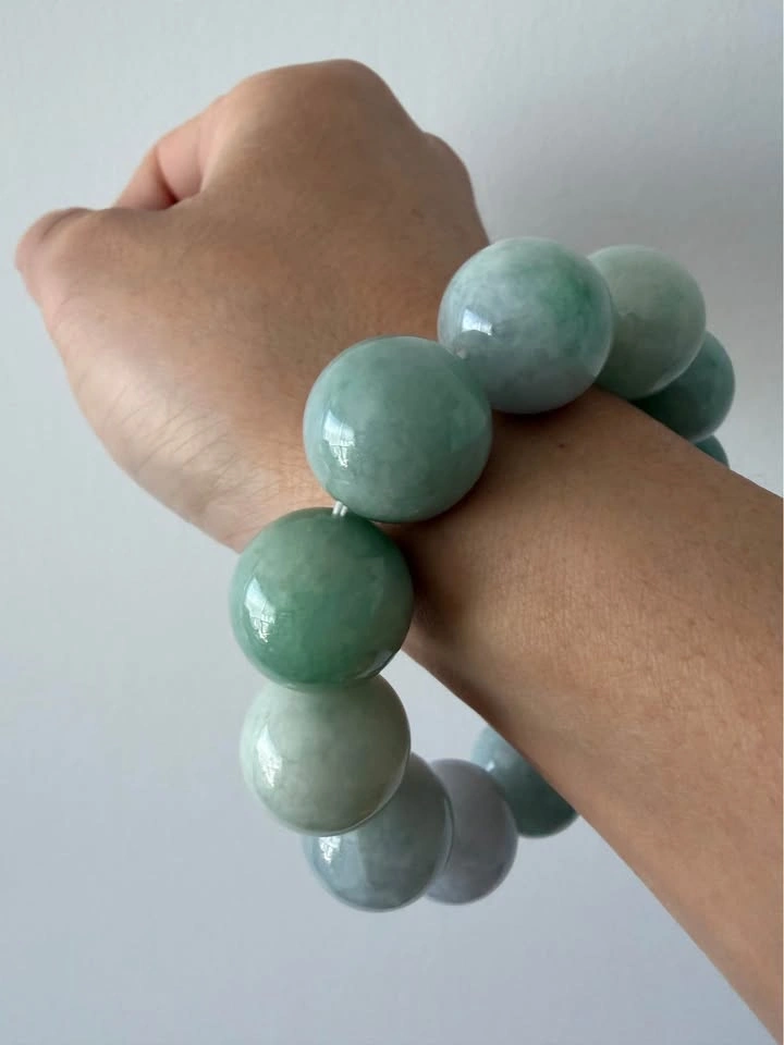 Massive Type A Jadeite Jade Bracelet 20mm - photo 2