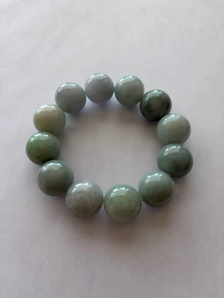 Massive Type A Jadeite Jade Bracelet 20mm - photo 4