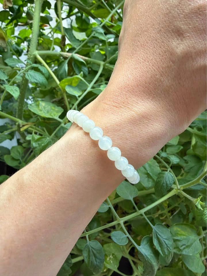 Type A Icy White Jadeite Beaded Bracelet with Bow Accent - 6mm