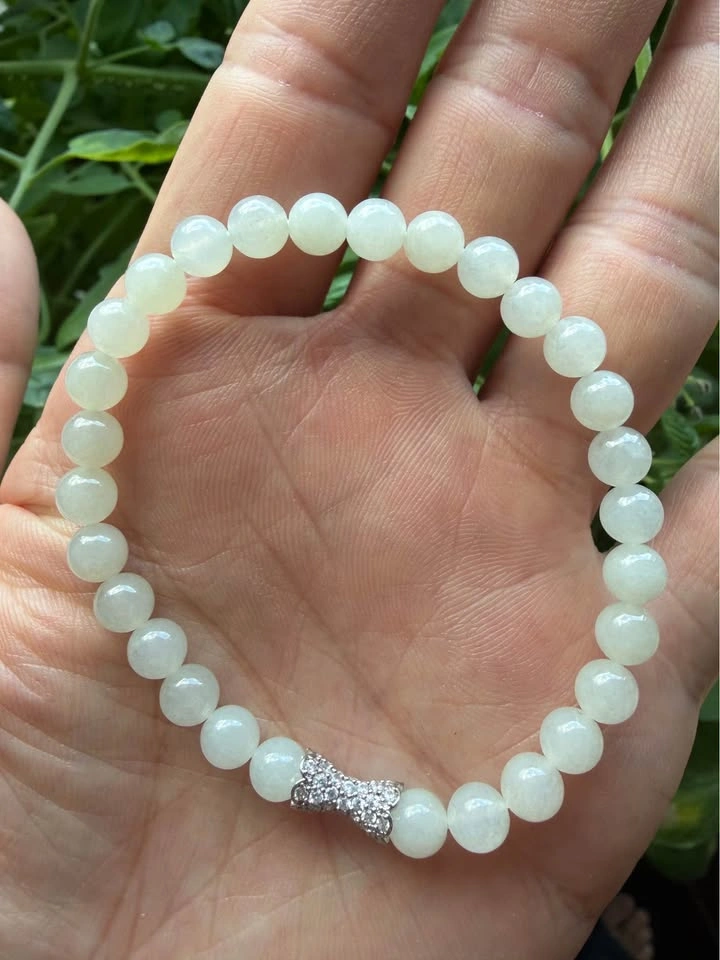 Type A Icy White Jadeite Beaded Bracelet with Bow Accent - 6mm - photo 2