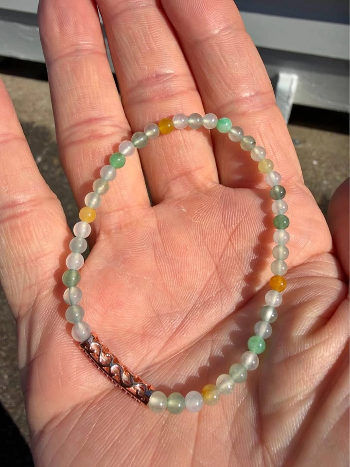 Type A Bing Bo Jadeite Fluorescent Bracelet