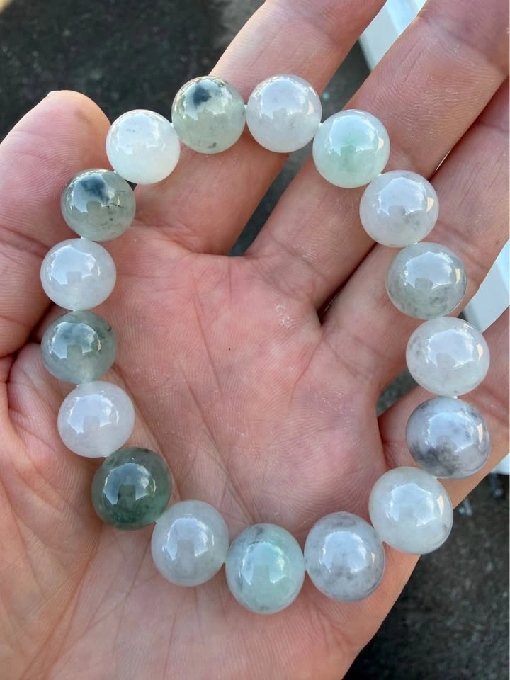Type A Icy Wuji Jadeite Bracelet - photo 2