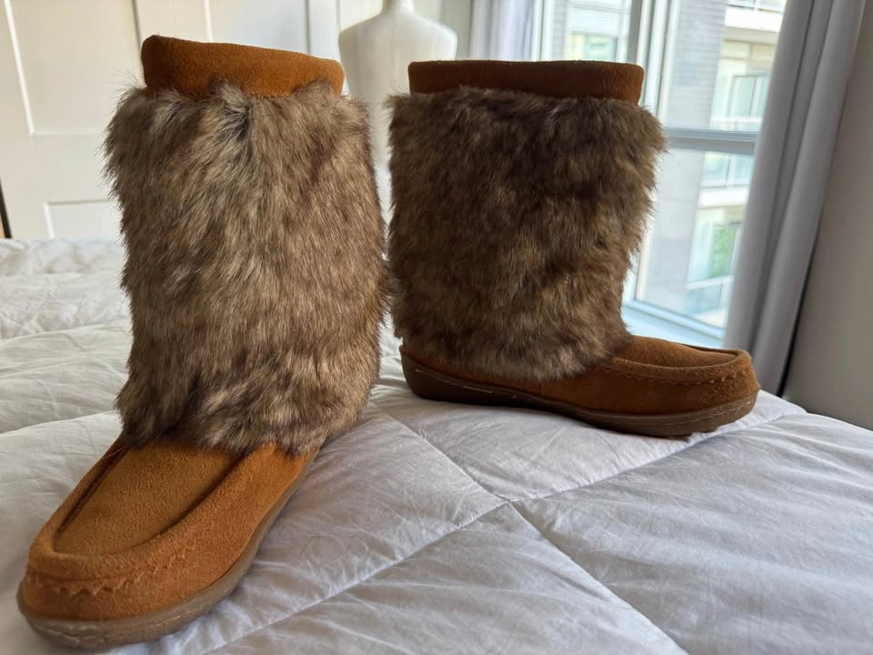 Ladies Brand New SoftMoc Winter Boots Size 8 - photo 4