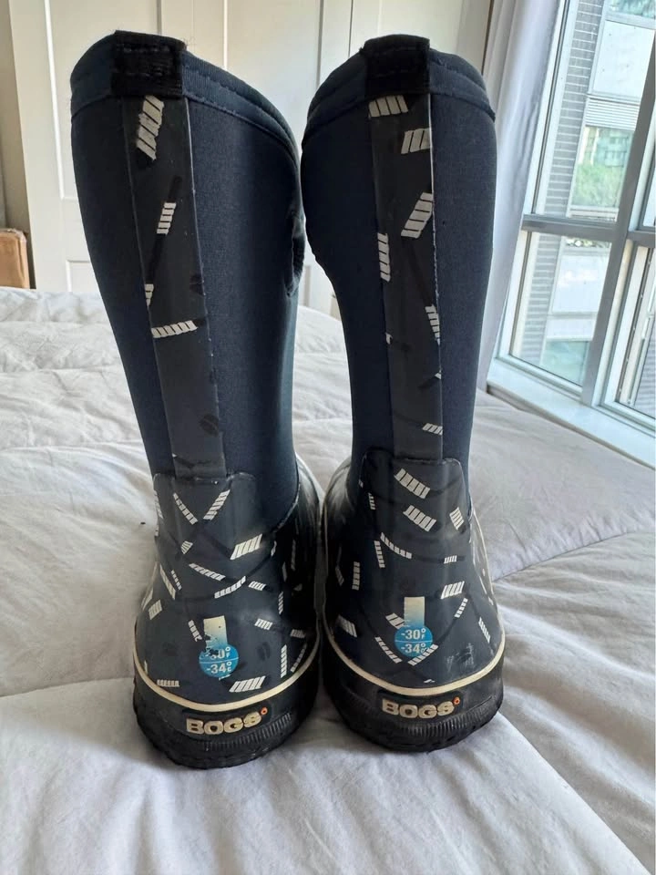 Kids Size 1 BOGS Winter Boots Rated for -30 Weather - photo 4