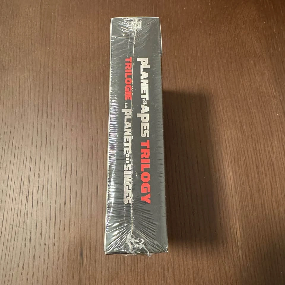 SEALED Planet of the Apes Trilogy Blu-ray Box Set 🏈 - photo 4