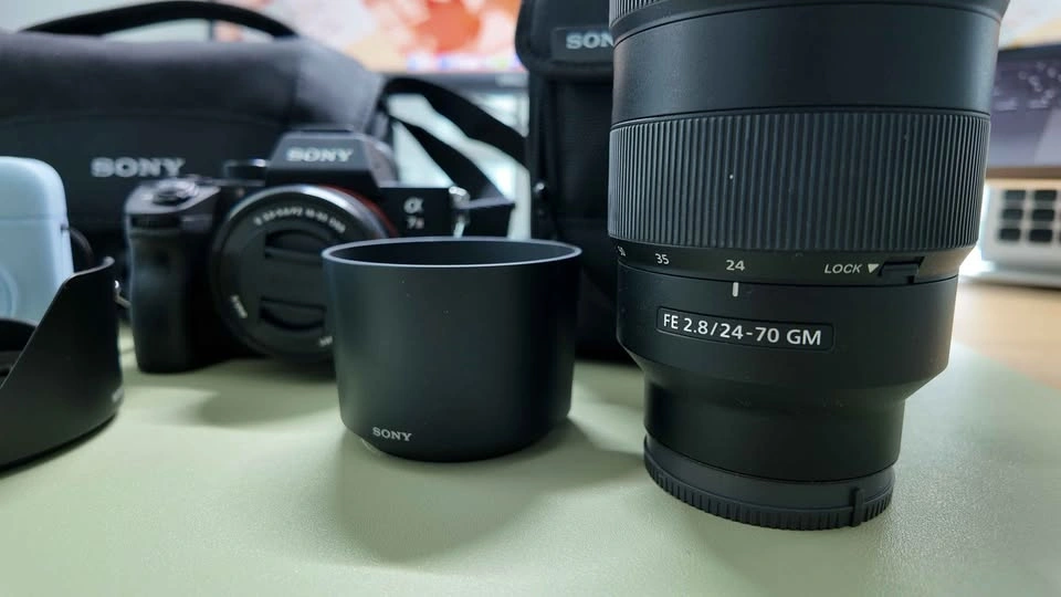 Sony Alpha A7III Camera Equipment - photo 4