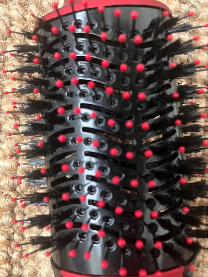 Revlon Salon One-Step Hair Dryer & Volumizer – Special Edition - photo 3