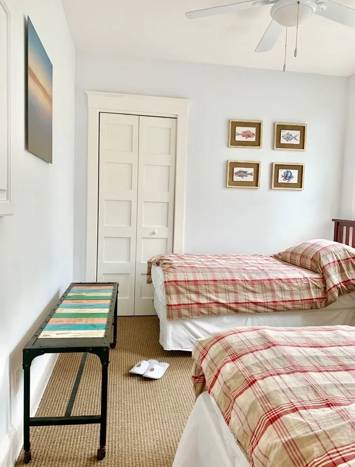 Cottage Moving Sale: Rustic 4 Fish-themes Wall Decor image indicator(2)