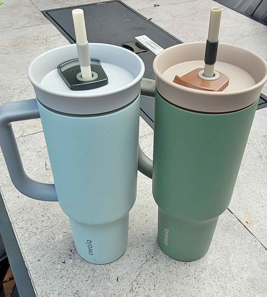 Owala 24oz tumblers