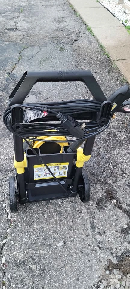Karcher 1900PSI Pressure Washer - photo 2