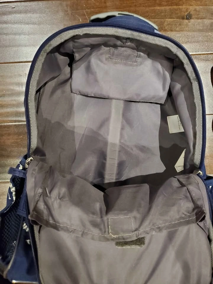 Pottery Barn Rolling Backpack and matching Lunch Box - photo 3