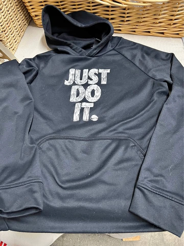 🏈 Black kids hoodie