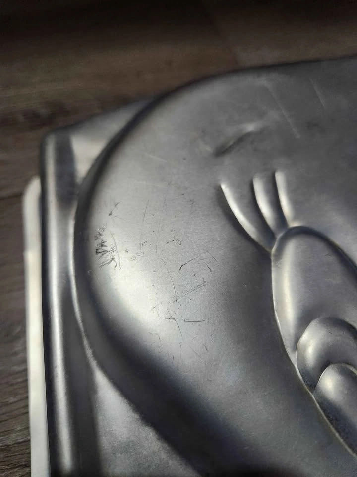 Wilton Tweety Bird and Book Cake Pan Mold 502-7687, 1978 🏈 - photo 3