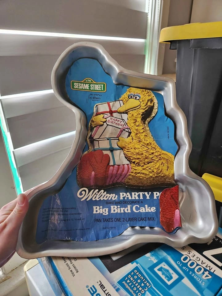 Wilton Sesame Street Big Bird Cake Pan Vintage never used 1978 🏈