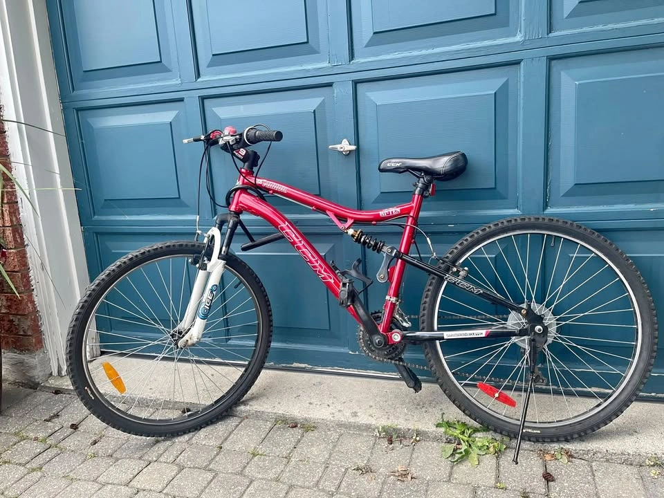 CCM Vandal 26" Dual-Suspension Mountain Bike