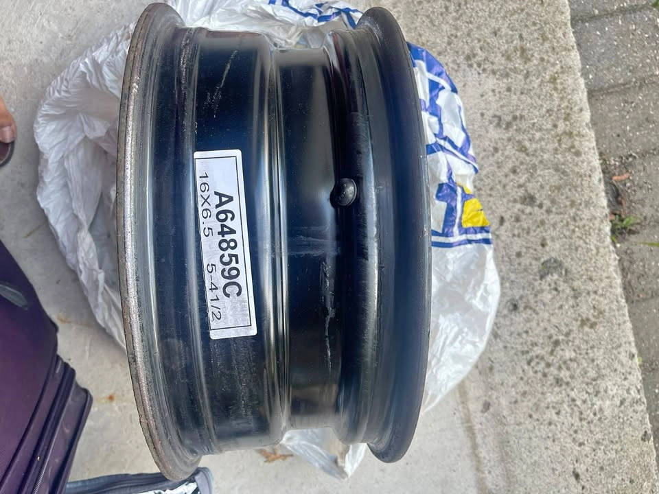 Set of 2 Black Steel Rims (16x6.5 | 5x114.3) – Perfect for Winte