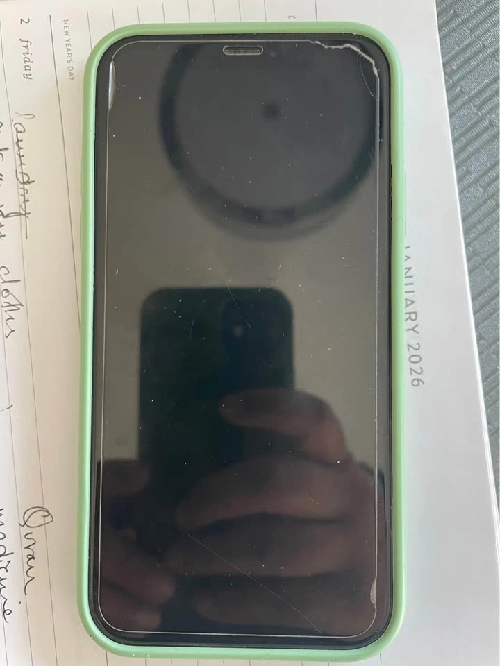 Apple iPhone XR - 128GB - (PRODUCT)RED - Factory Unlocked - photo 4