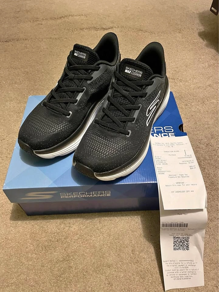 Men’s Max Cushioning Performance Skechers Sneaker
