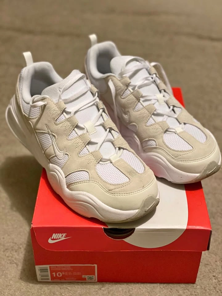 Nike Sneakers - Men's Size 10.5 (US) - New Authentic