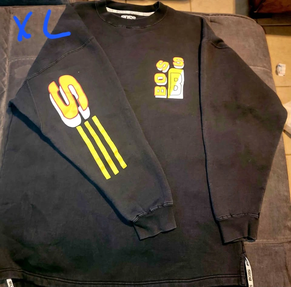 Vintage Men's BOSS crew neck (really thick/good quality) $40
