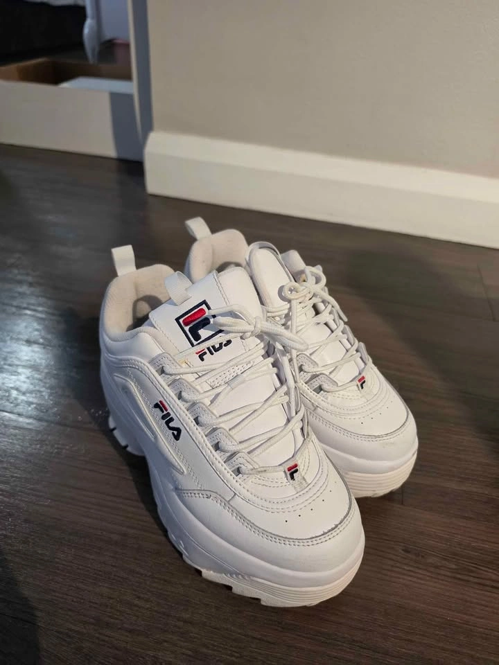 Fila Platform Sneakers, Women's size 7 - photo 2