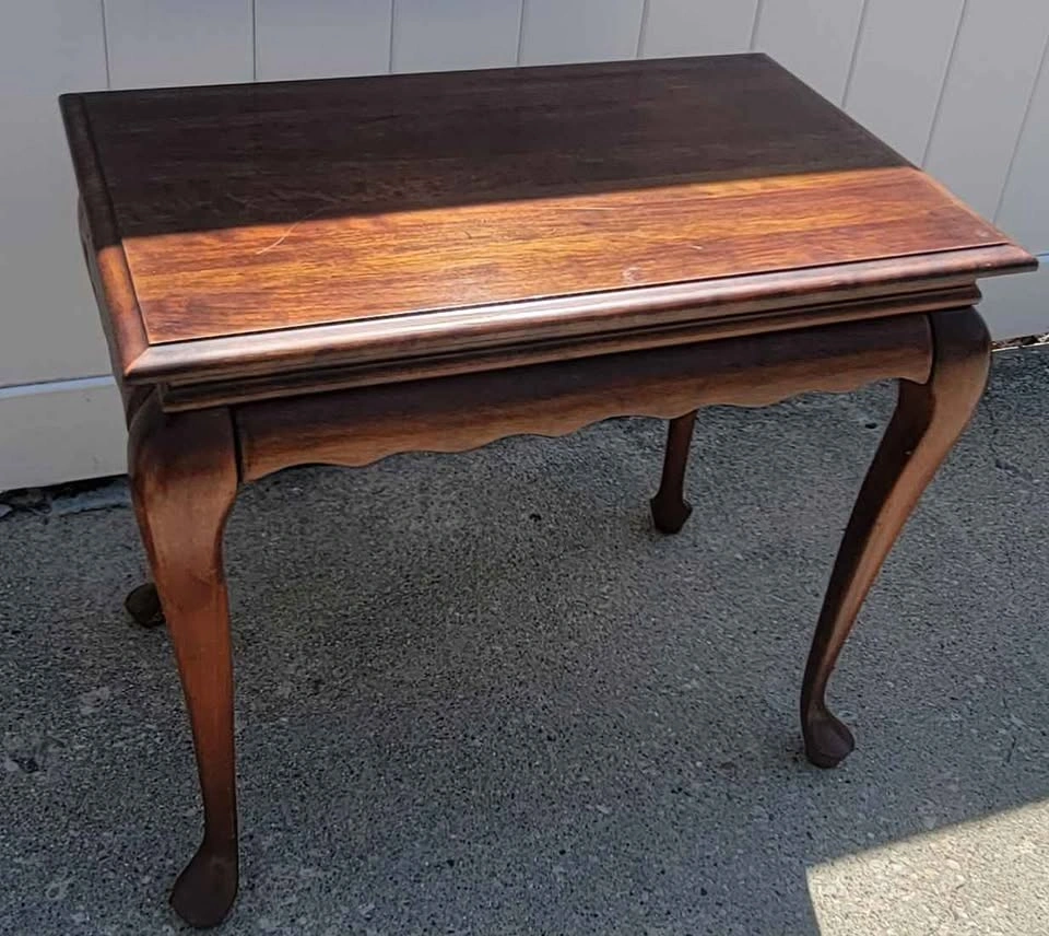Like NEW! Vintage Queen Anne side table/tea table $225 - photo 5