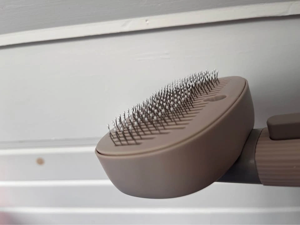 Katmus Rechargeable Self-Cleaning Pet Grooming Brush - photo 4