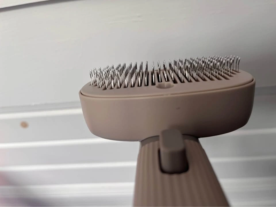 Katmus Rechargeable Self-Cleaning Pet Grooming Brush - photo 5