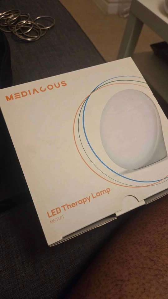 LED therapy lamp - photo 2