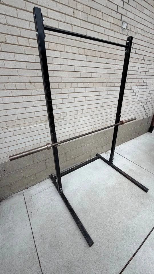 Squat Rack + 45 lb Barbell – Home Gym Setup - photo 5
