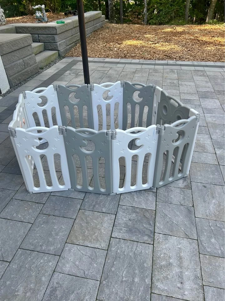 Baby Playpen with Gate and Activity Panel