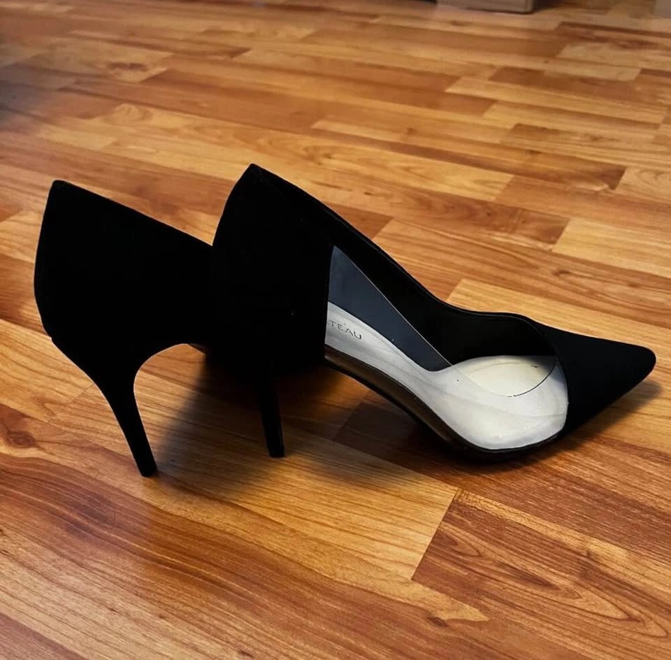 8.5 LeChateau black suede clear side high heels - photo 4