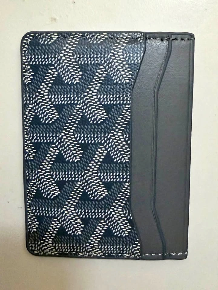 Card holder
