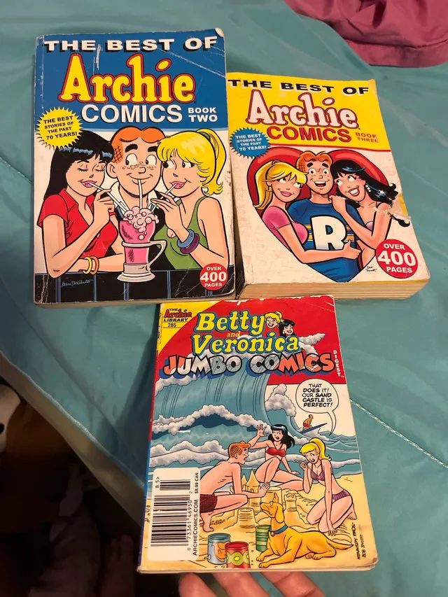 Archie Comics - The Best Of & Betty and Veronica Jumbo thumbnail