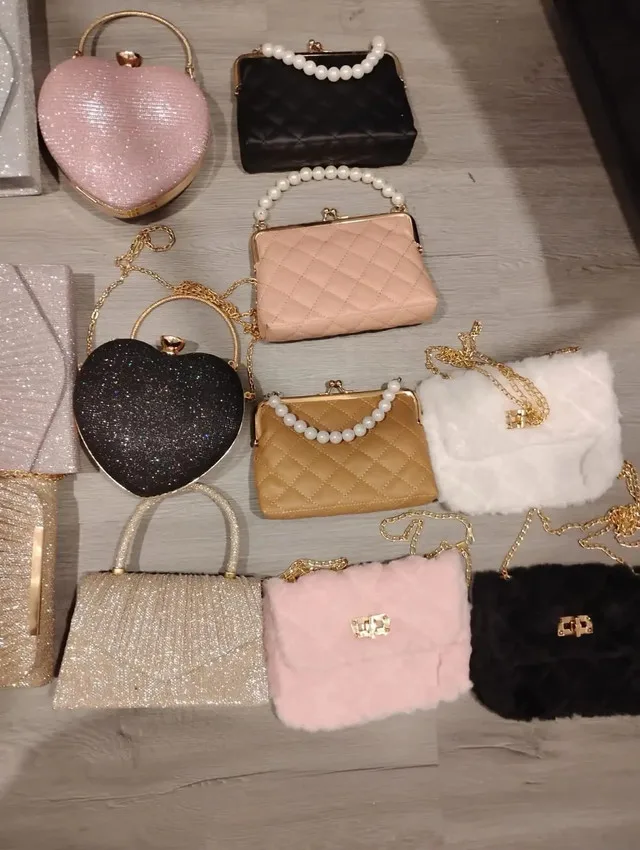 Assorted Clutch Purses image indicator(2)