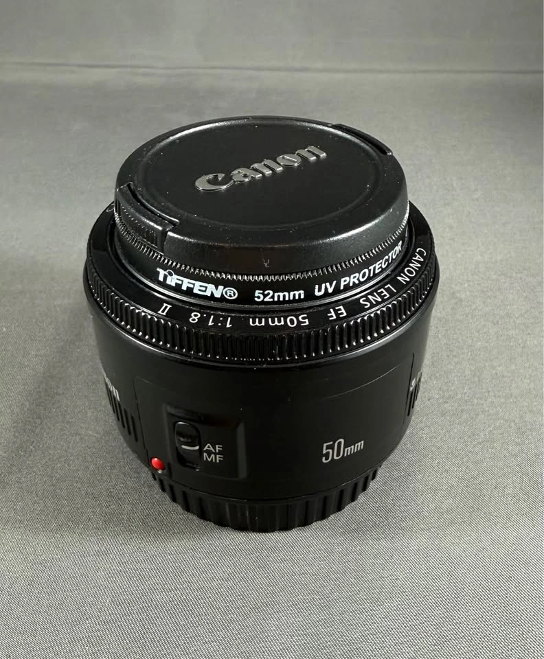 Canon EF 50mm f/1.8 II Lens with Polarizing and Skylite Filters - photo 2