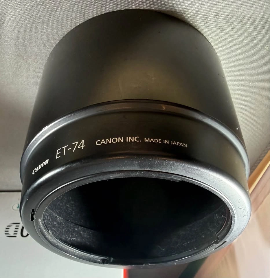 Canon ET-74 Lens Hood - photo 3