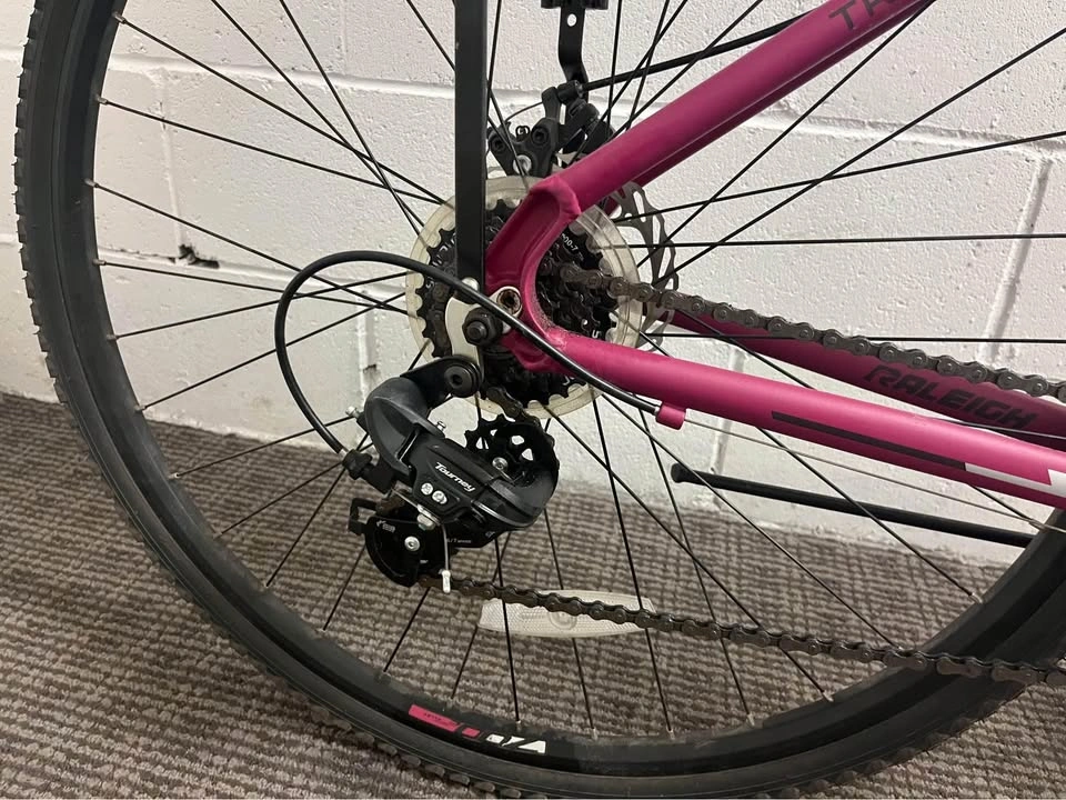Raleigh Encounter Hybrid Bike - photo 2