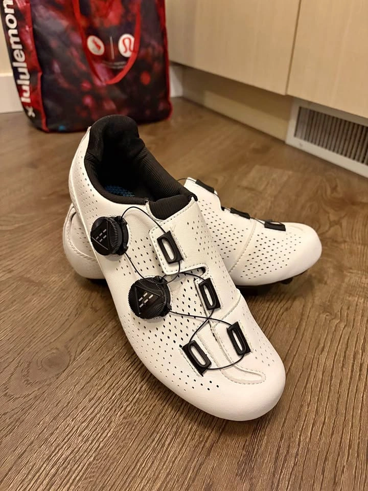Women’s Cycling Shoes