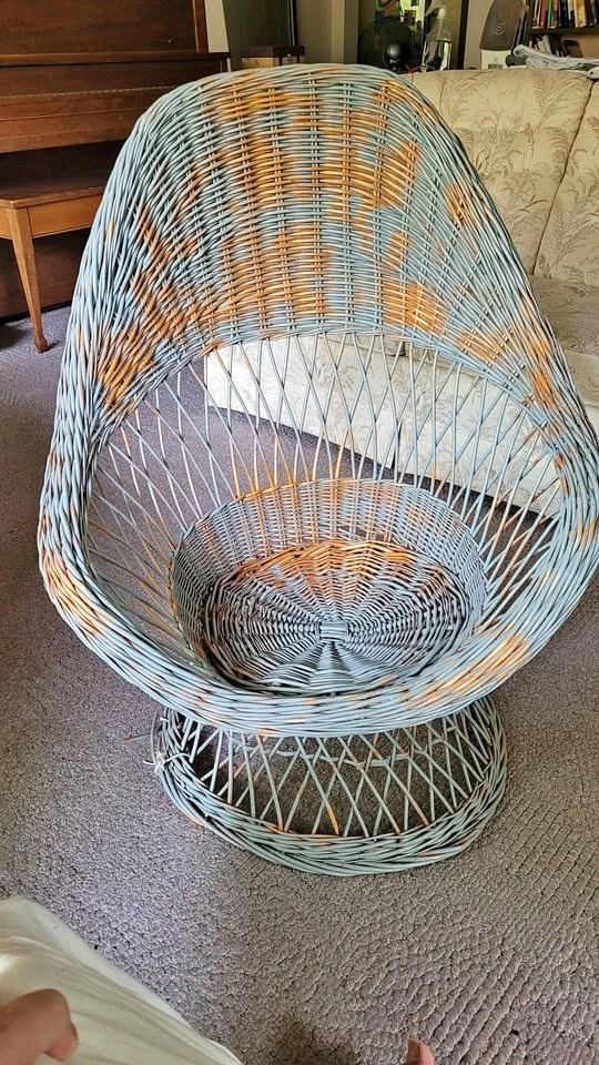 Vintage Mid-Century Wicker/Rattan Egg Chair - Restoration Projec