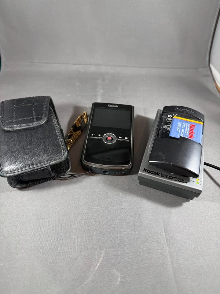 Kodak Zi8 Pocket Video Camera 1080P - photo 3