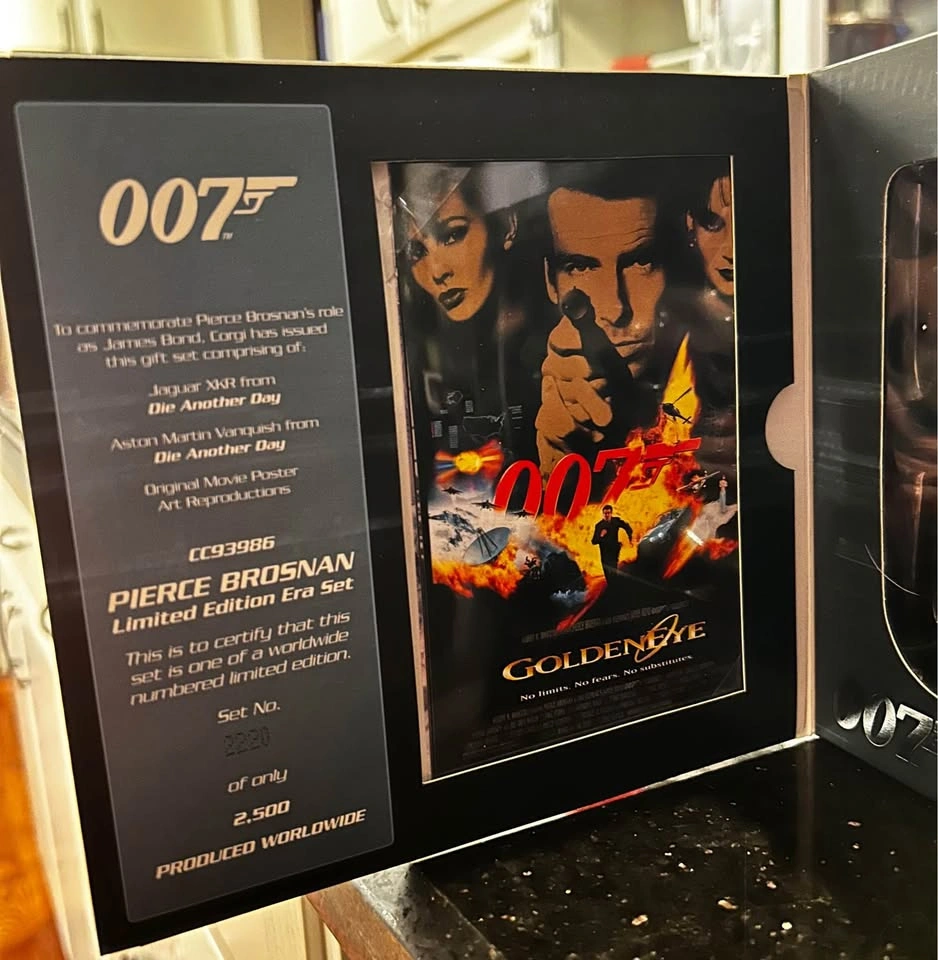 Corgi 007 James Bond Pierce Brosnan Limited Edition Era Set - photo 4