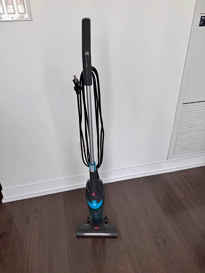 Stick vacuum