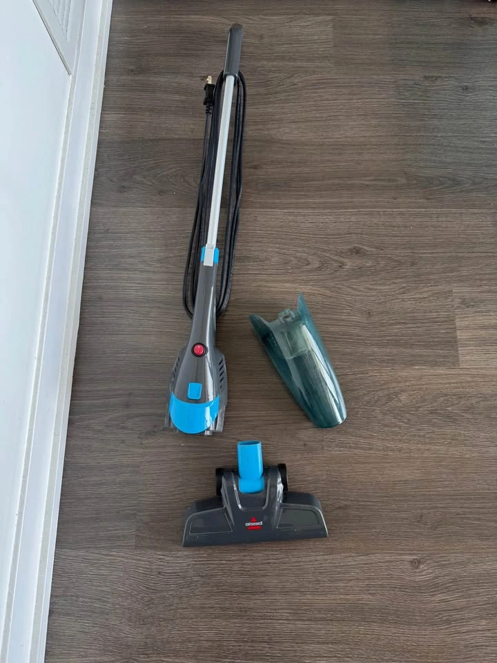 Stick vacuum - photo 3