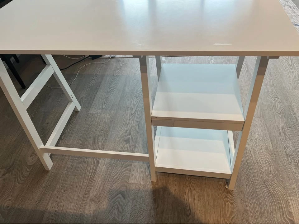 Safdie & Co. 44" White Computer Desk with 2 Shelves - photo 2
