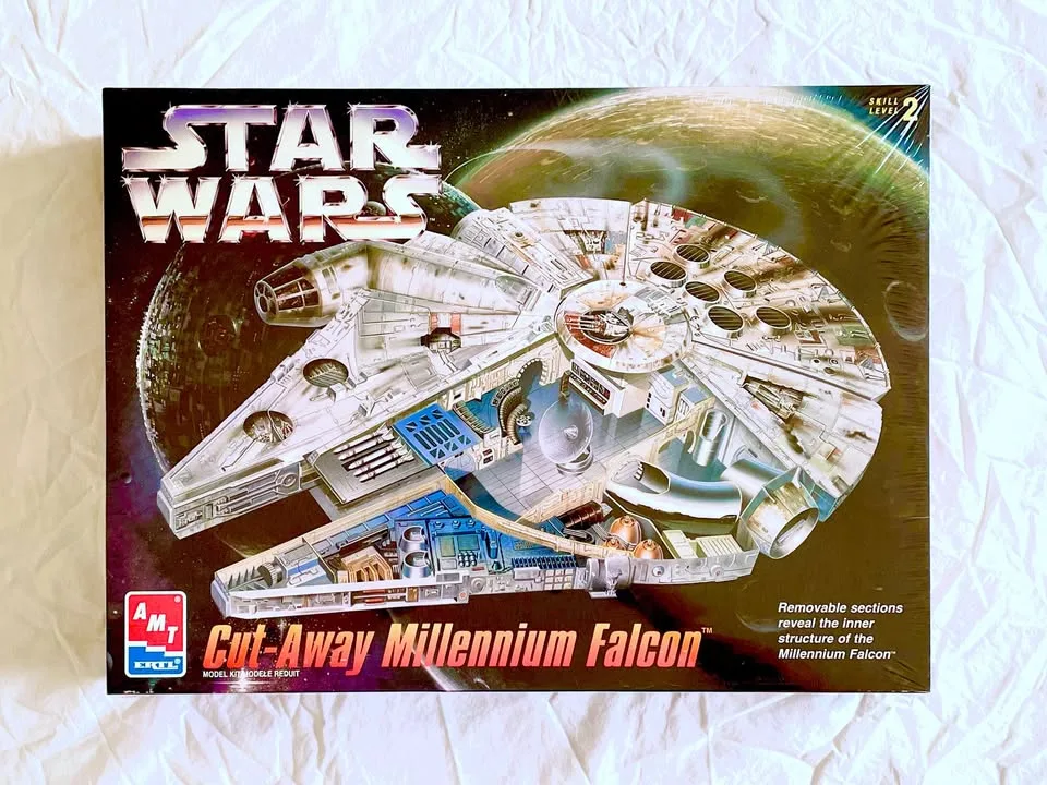 Star Wars Millennium Falcon AMT/ERTL 1996 - NEW image indicator(2)