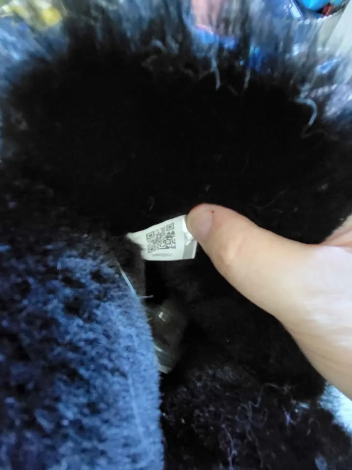 UGG Bailey Button boots Size 9 image indicator(4)