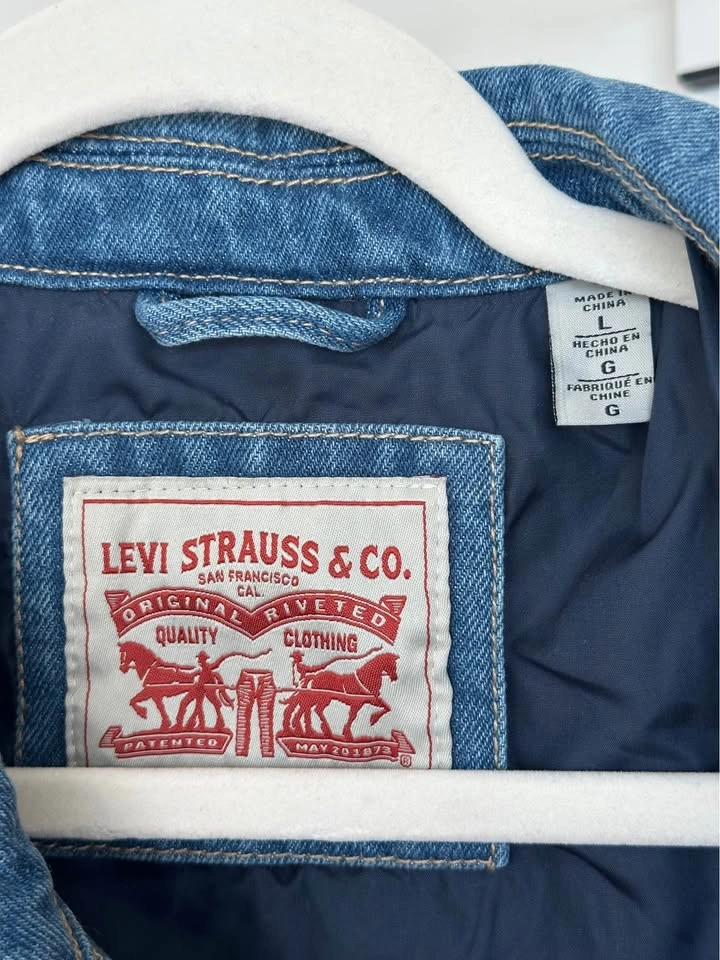 BNWT Levis Denim Bomber Jacket - photo 3
