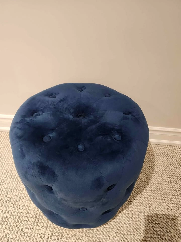 Navy Blue Velvet Tufted Ottoman with Gold Base - photo 2