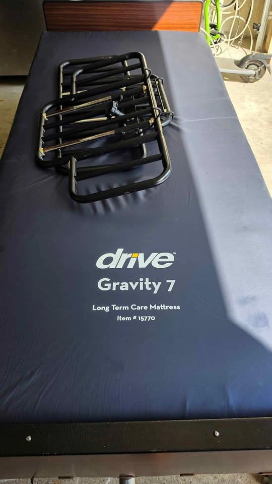 Drive electric adjustable bed with mattress and side rails - photo 2